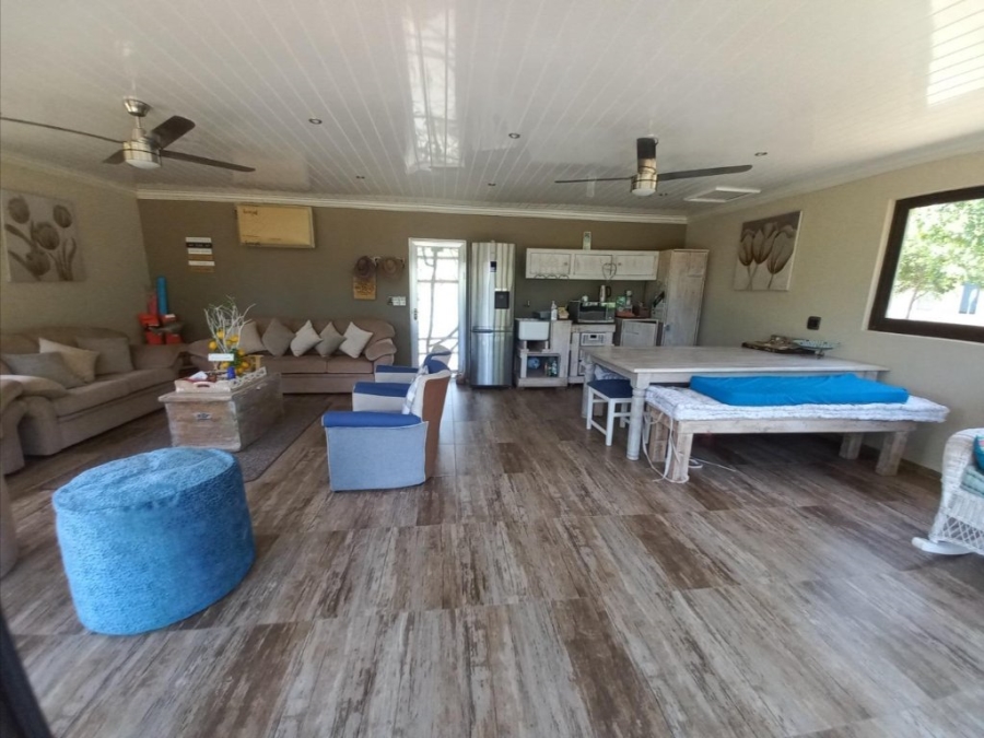 4 Bedroom Property for Sale in Lindequesdrif North West